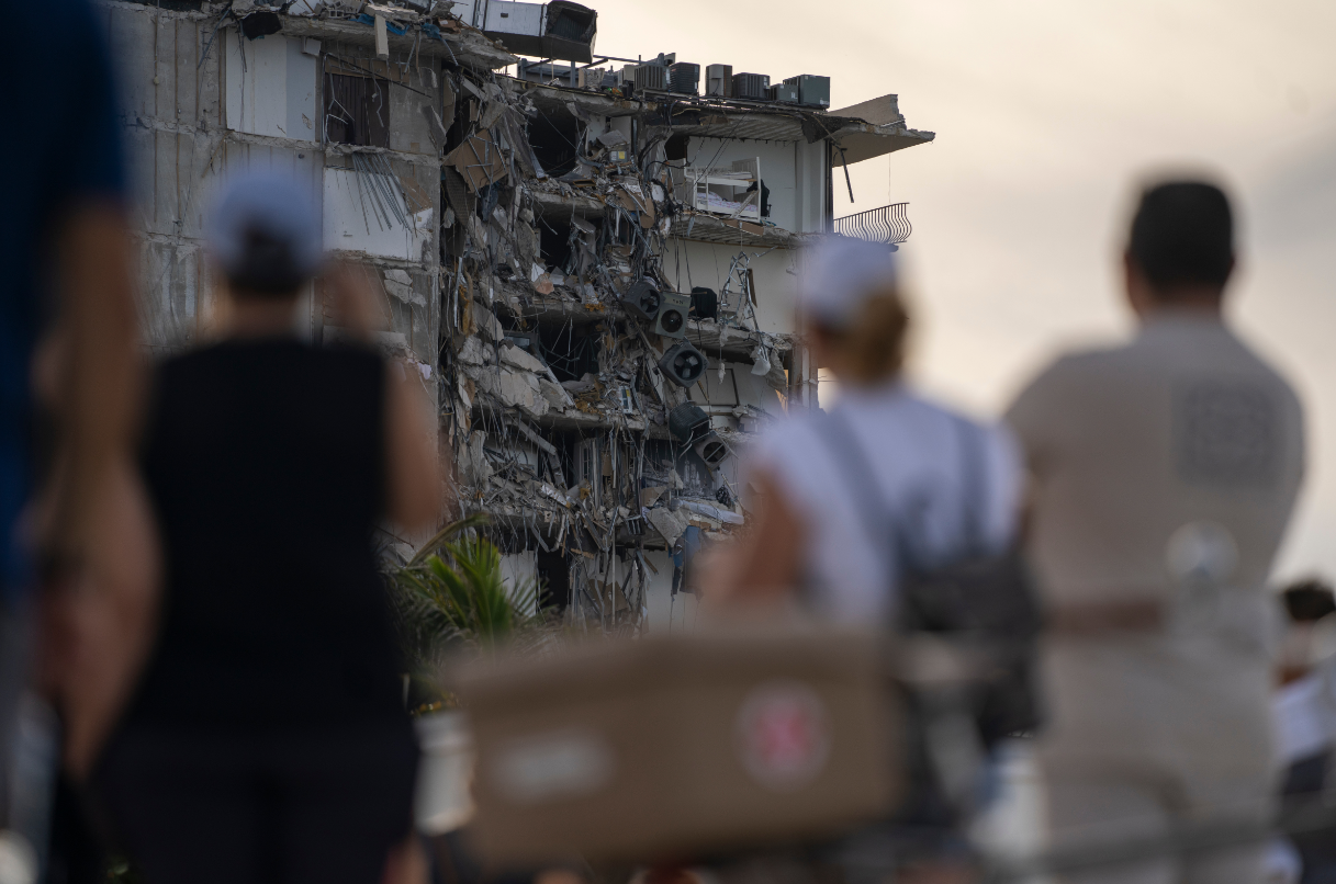 Miami building collapse